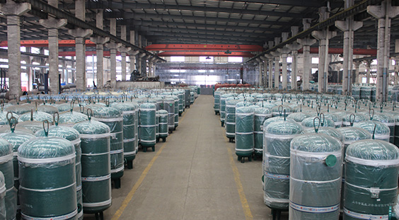 申容直供，只做性價(jià)比高儲(chǔ)氣罐！